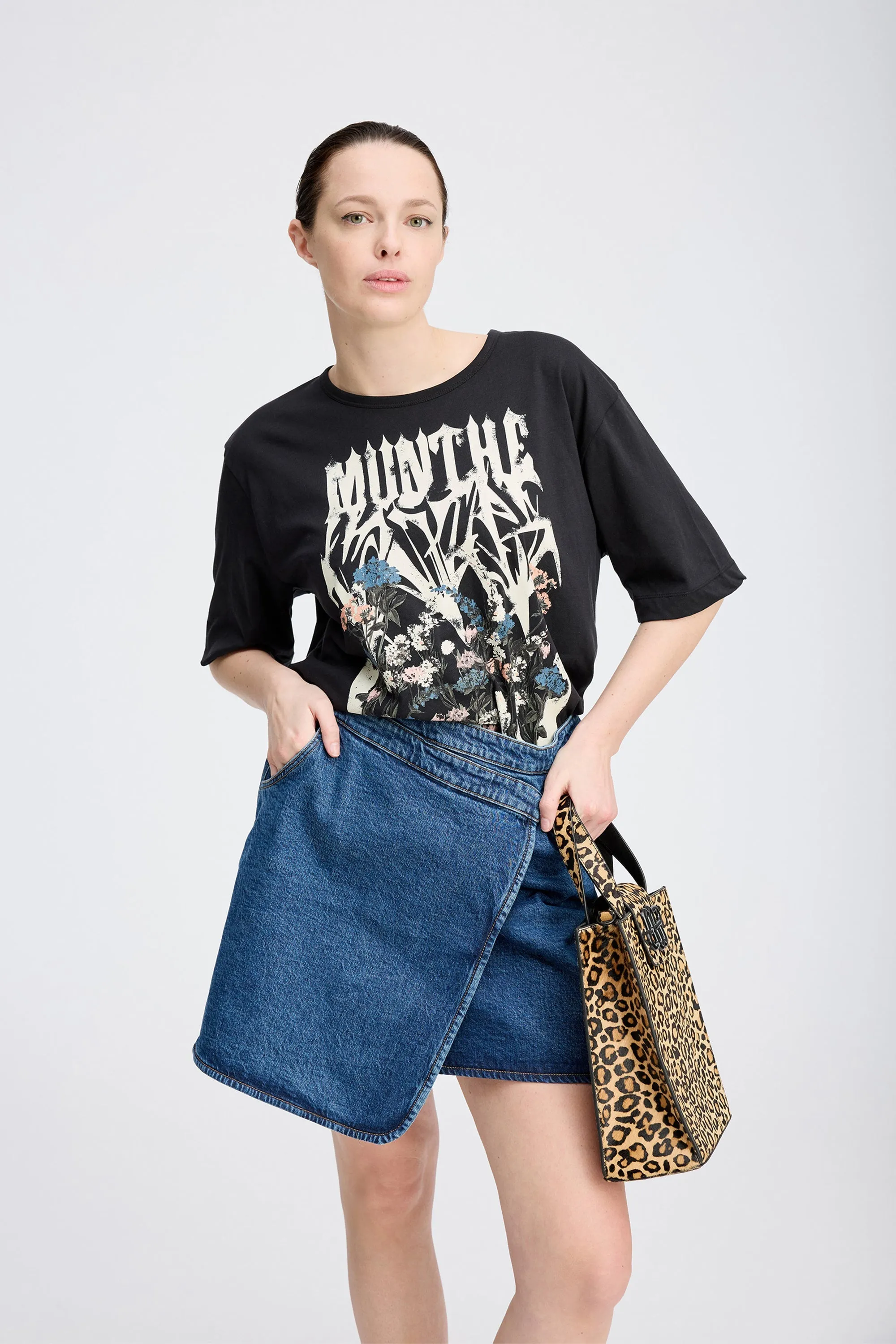 PRIZE - BLACK sold by Munthe product image thumbnail 3