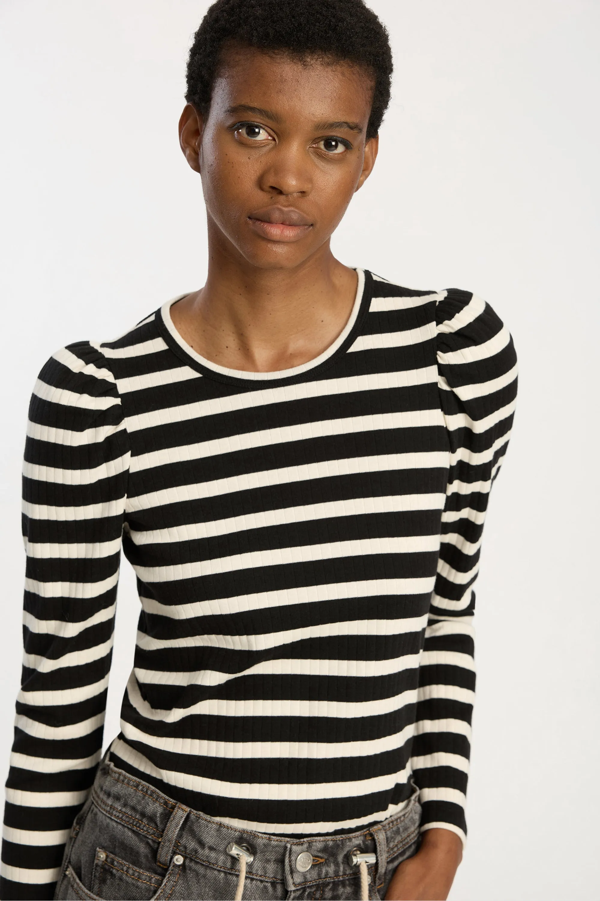 OPOLLO - STRIPE BLACK sold by Munthe product image thumbnail 2