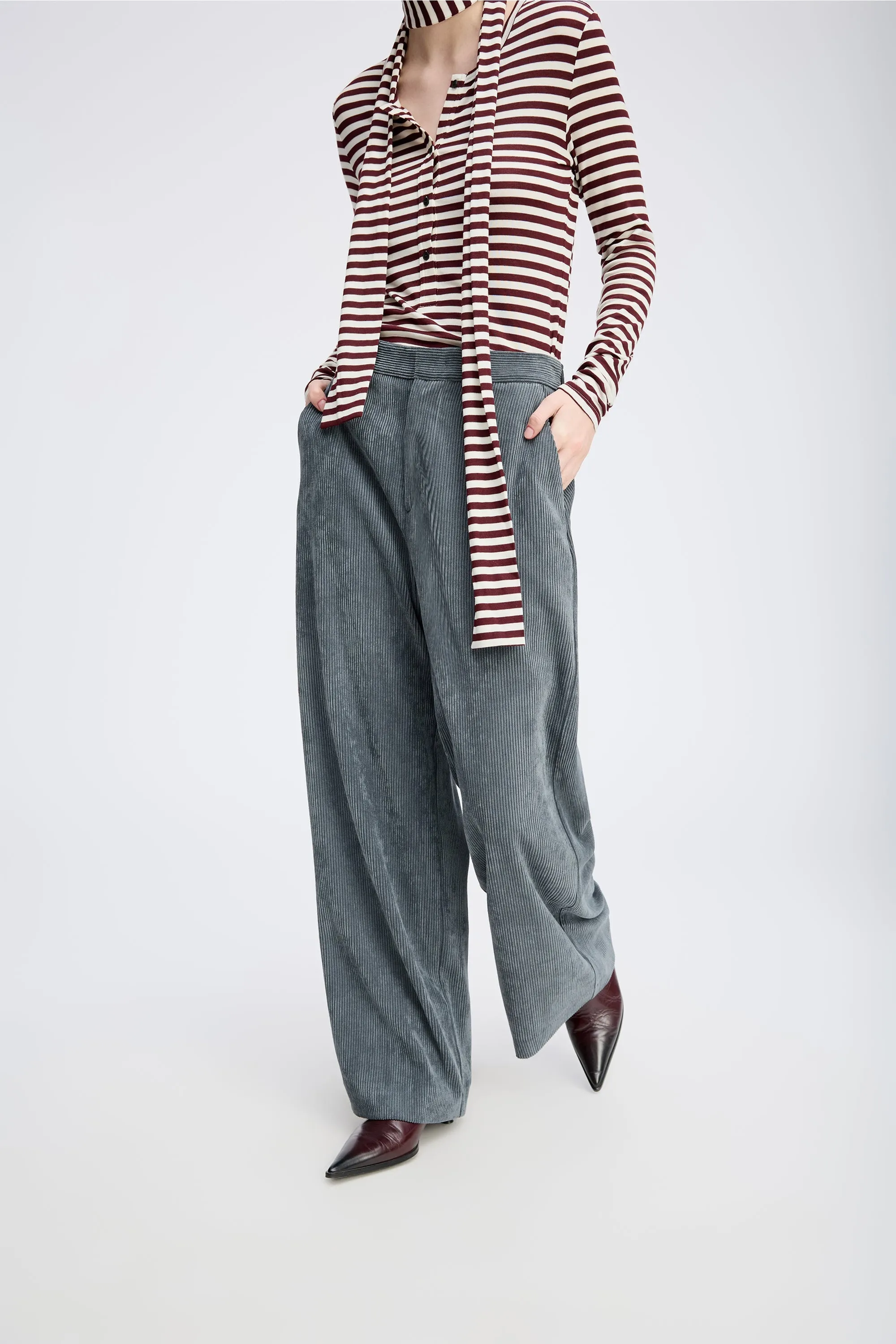 LELOUIS - CHARCOAL sold by Munthe product image thumbnail 4