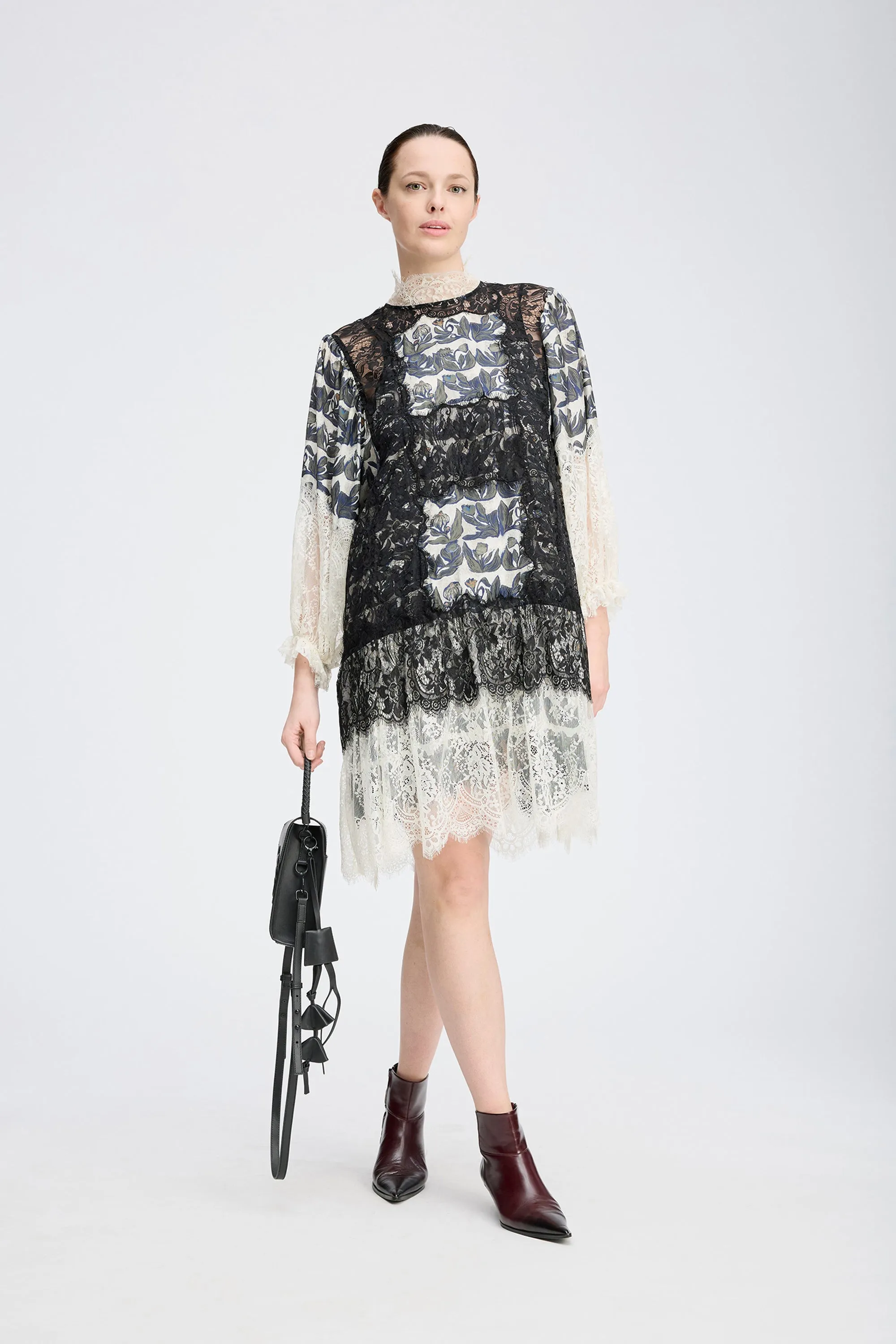 LISSO - IVORY sold by Munthe