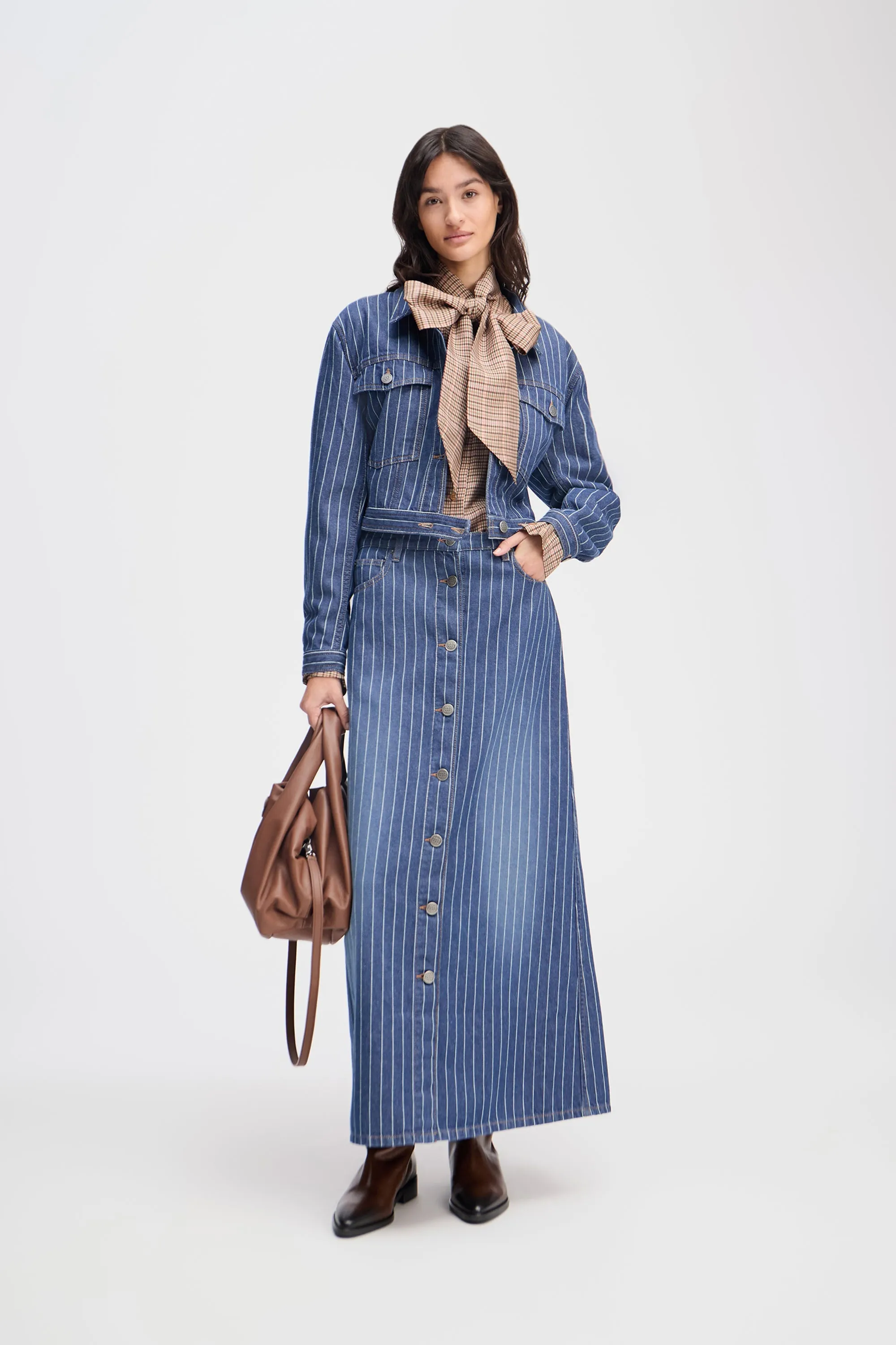 LIVONO - INDIGO sold by Munthe