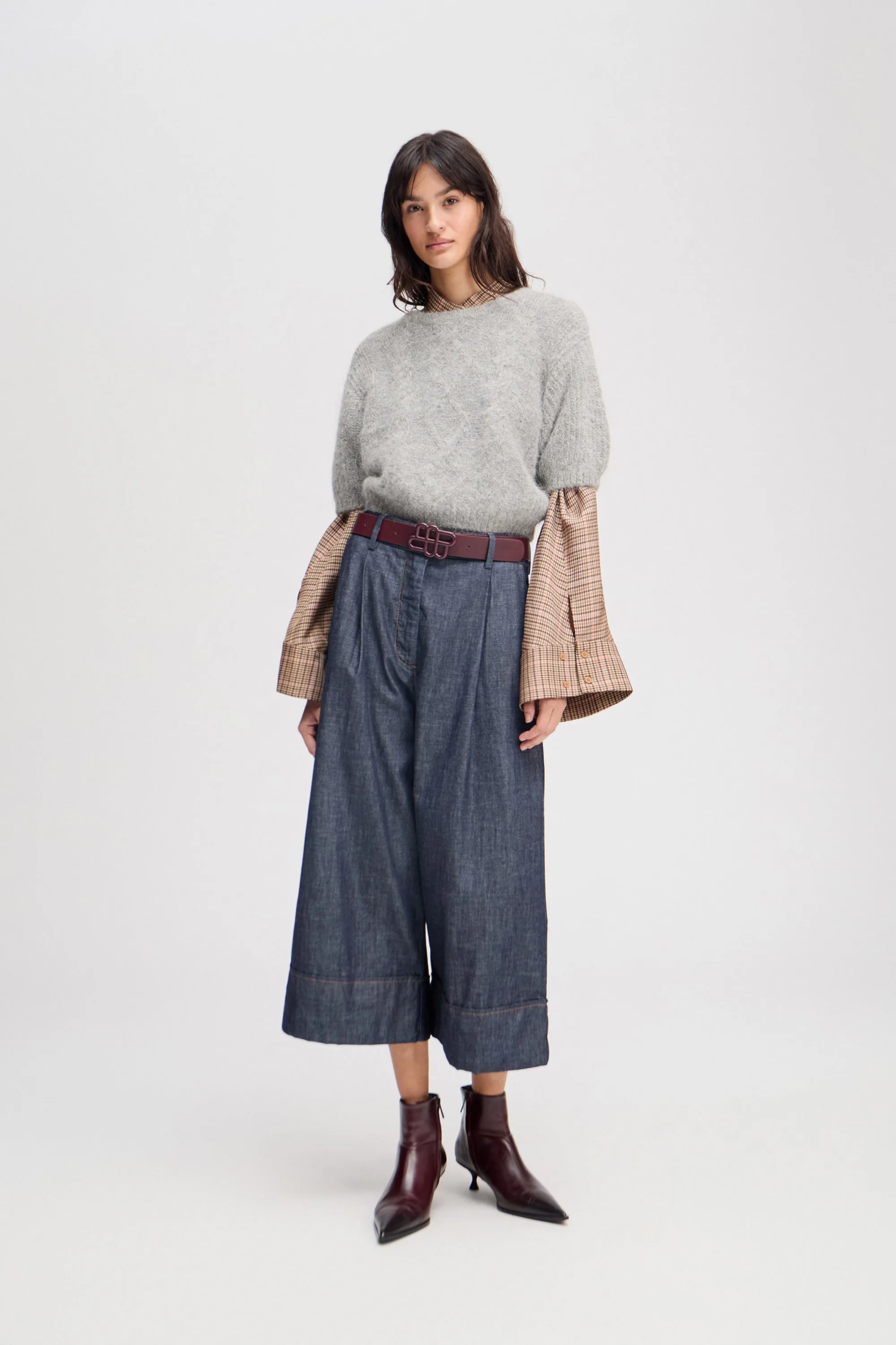 LOLINE - GREY sold by Munthe