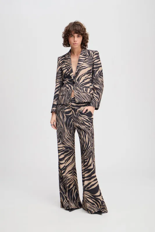 LUKA - CAMEL sold by Munthe