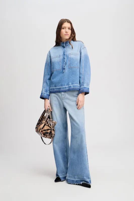 LUXA - LIGHT BLUE sold by Munthe