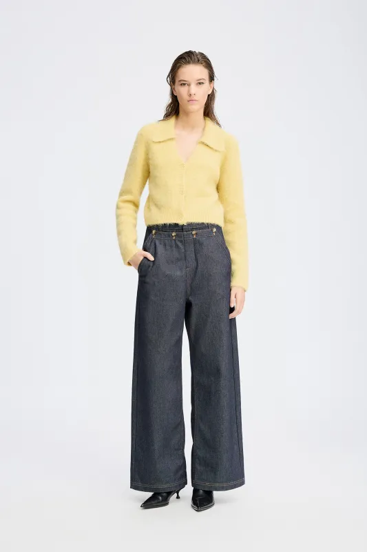 ROXAS - LEMON sold by Munthe