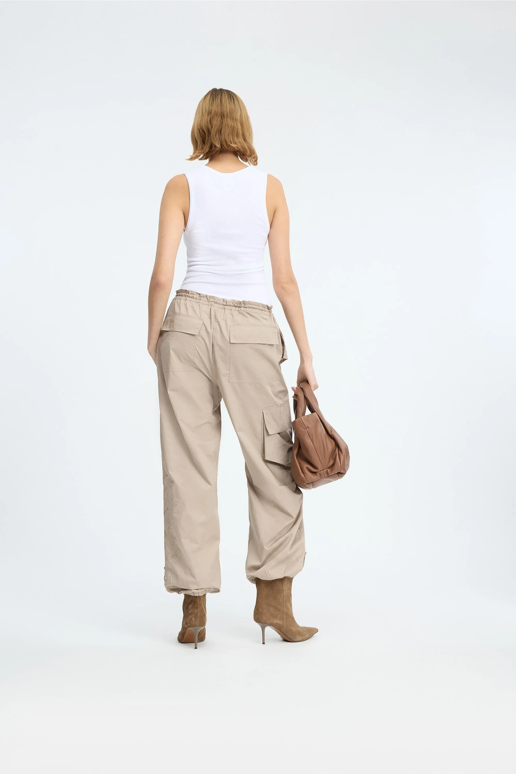 UNFORM - KHAKI sold by Munthe product image thumbnail 3