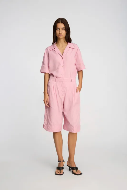 UAMA - ROSE made by Munthe