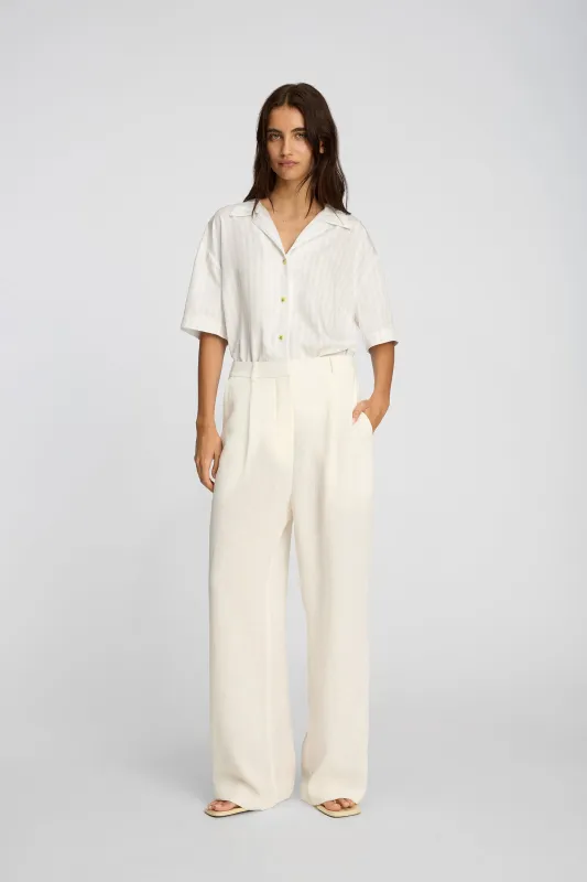 KOSMILA - IVORY made by Munthe