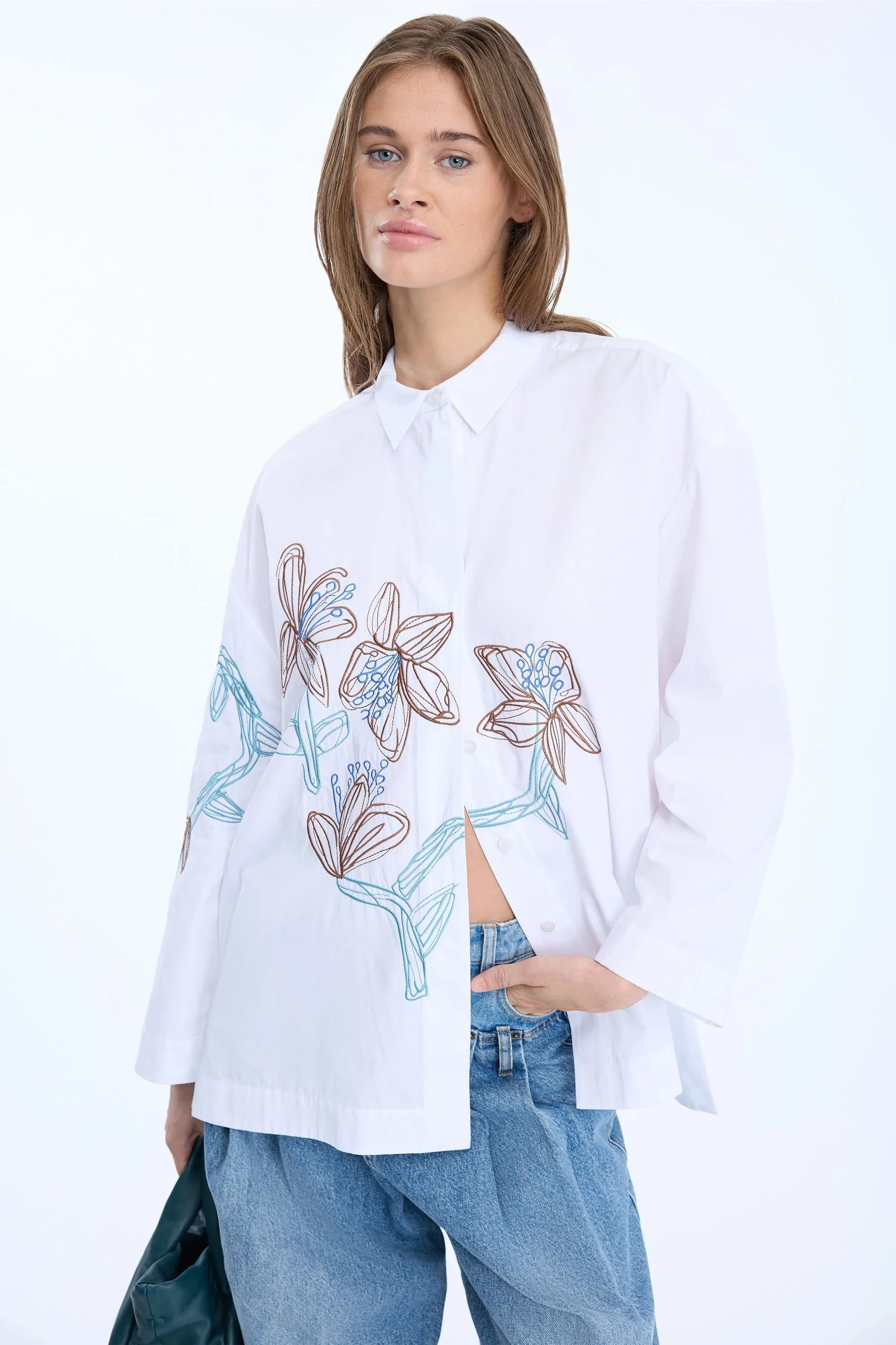 NICOLETTE - WHITE sold by Munthe product image thumbnail 3