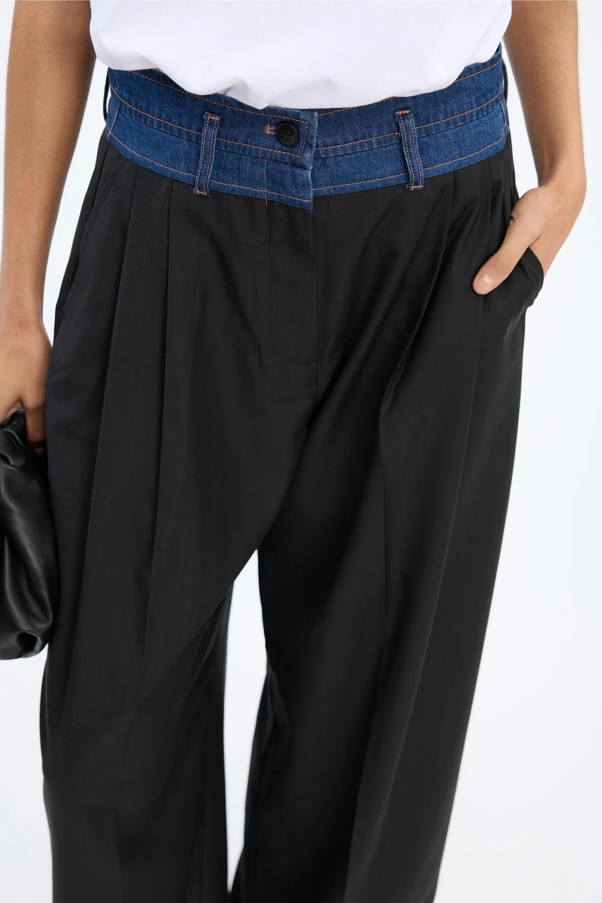 NORMAY - BLACK sold by Munthe product image thumbnail 2