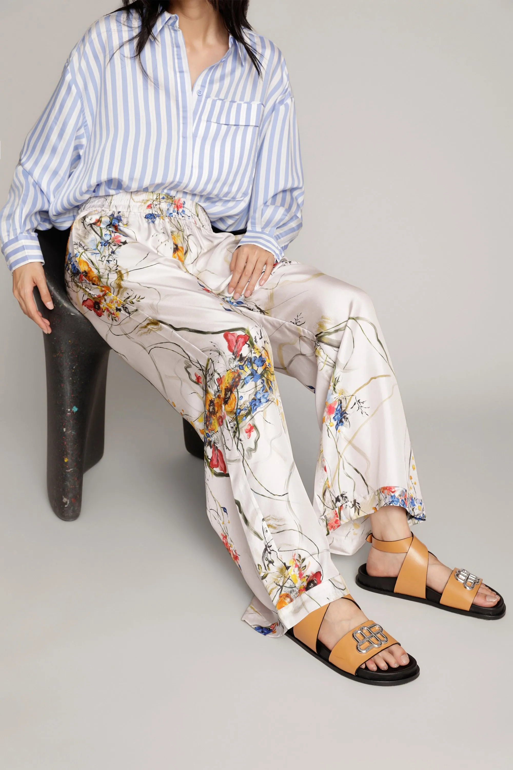 MARKET - CAMEL sold by Munthe product image thumbnail 2