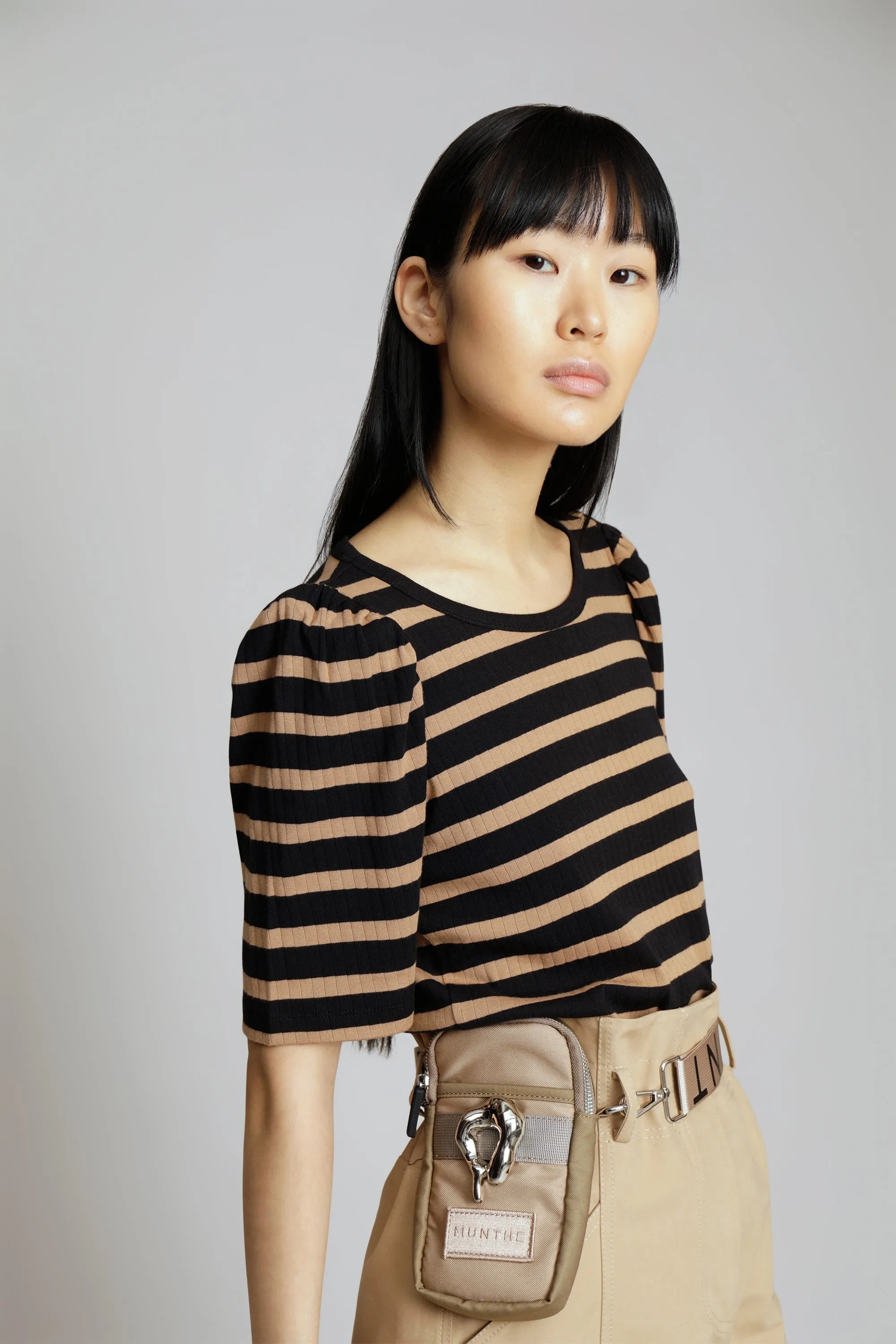 JIKOLAZ sold by Munthe