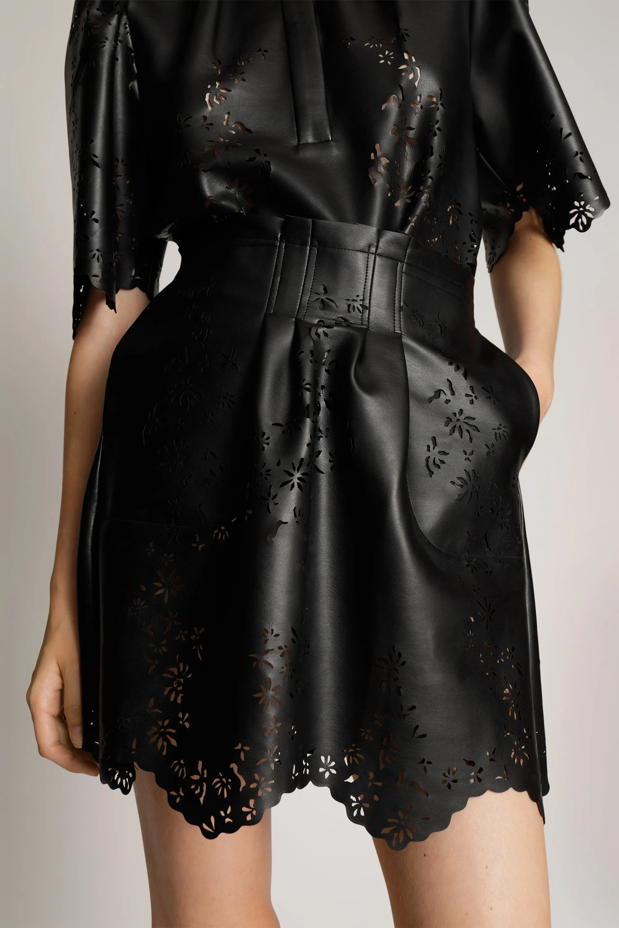 MACOLI - BLACK sold by Munthe product image thumbnail 5