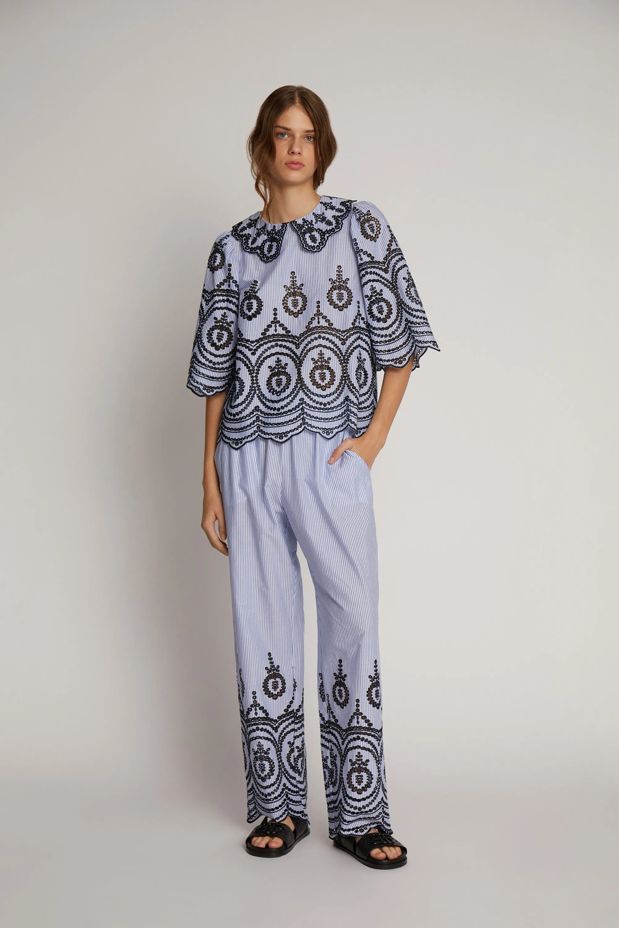 OCHO - INDIGO sold by Munthe