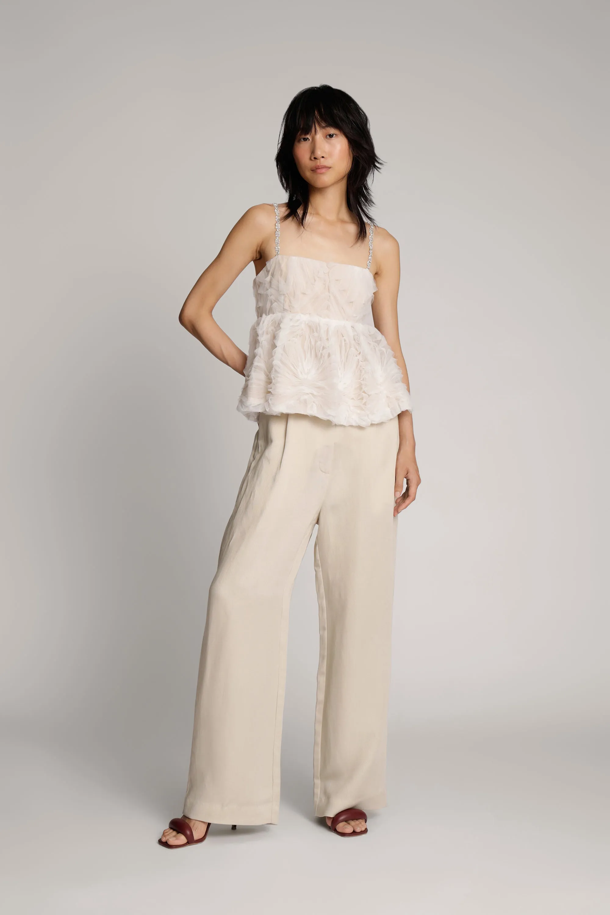 KULLO - WHITE sold by Munthe