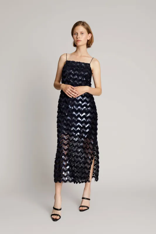 MOVEMENT - NAVY sold by Munthe