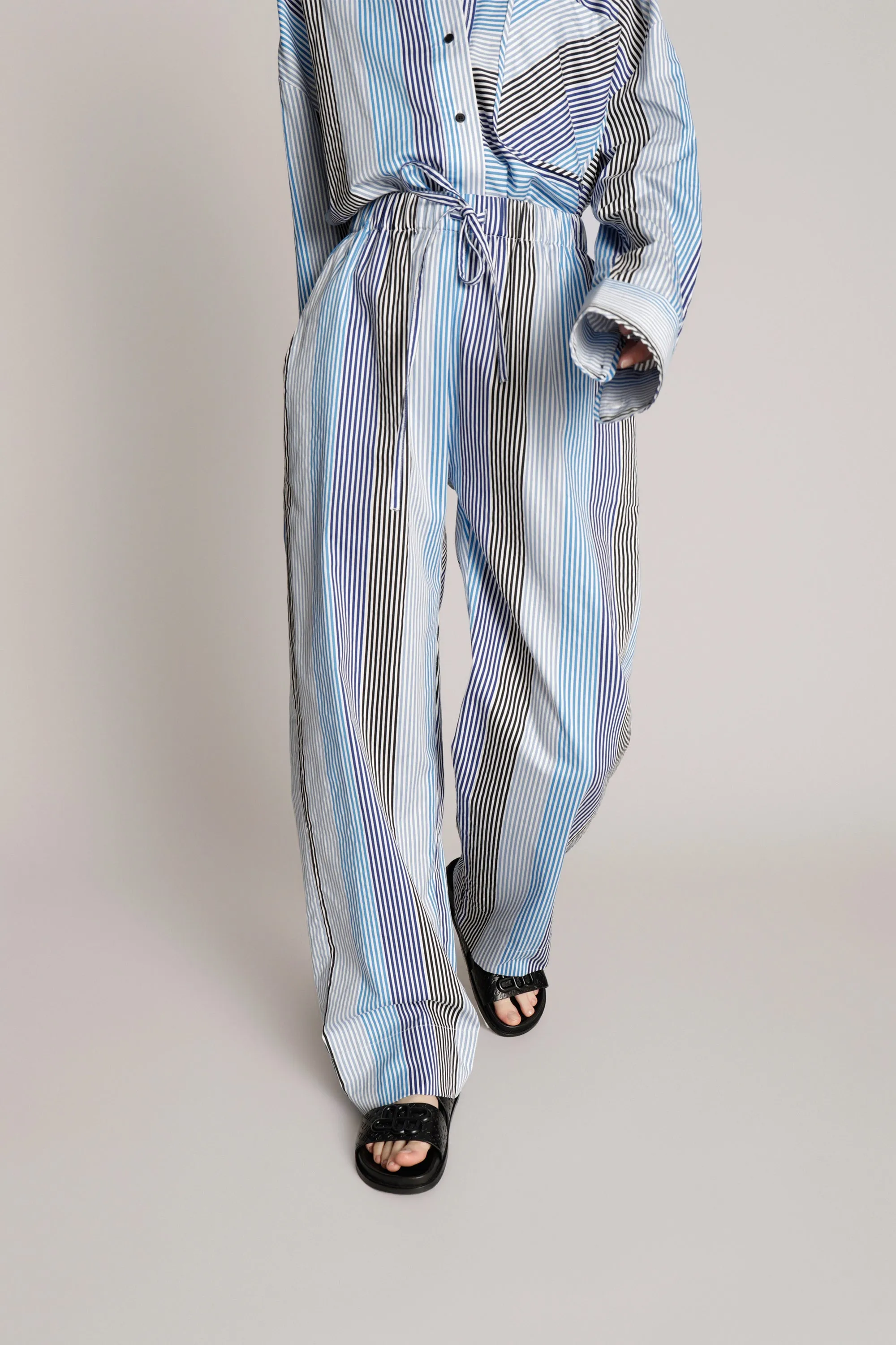 MELVIN - BLUE sold by Munthe product image thumbnail 4