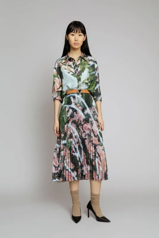 CHARMING sold by Munthe