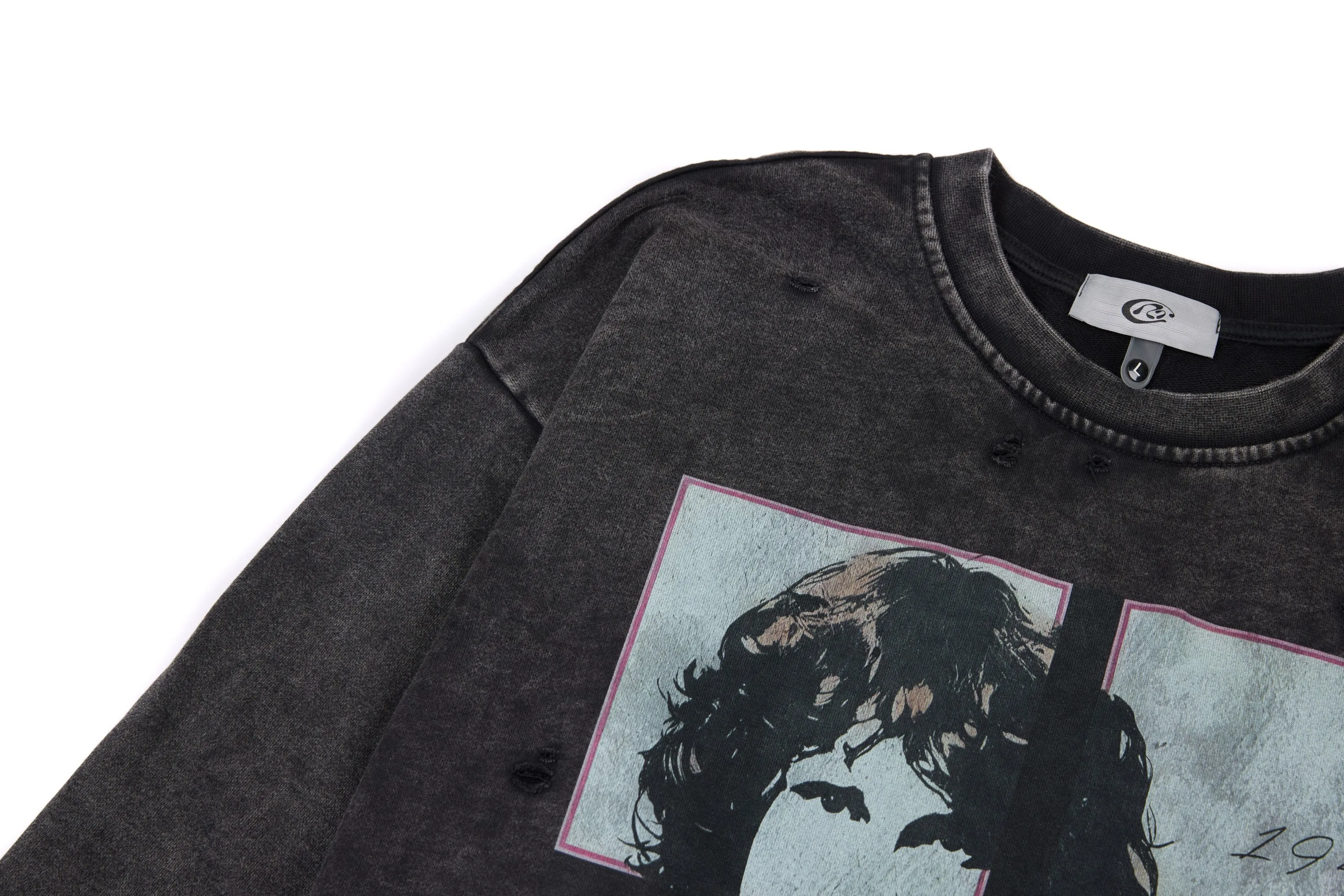 Omirad Vintage Graphic Long Sleeve Tee sold by Omirad product image thumbnail 4