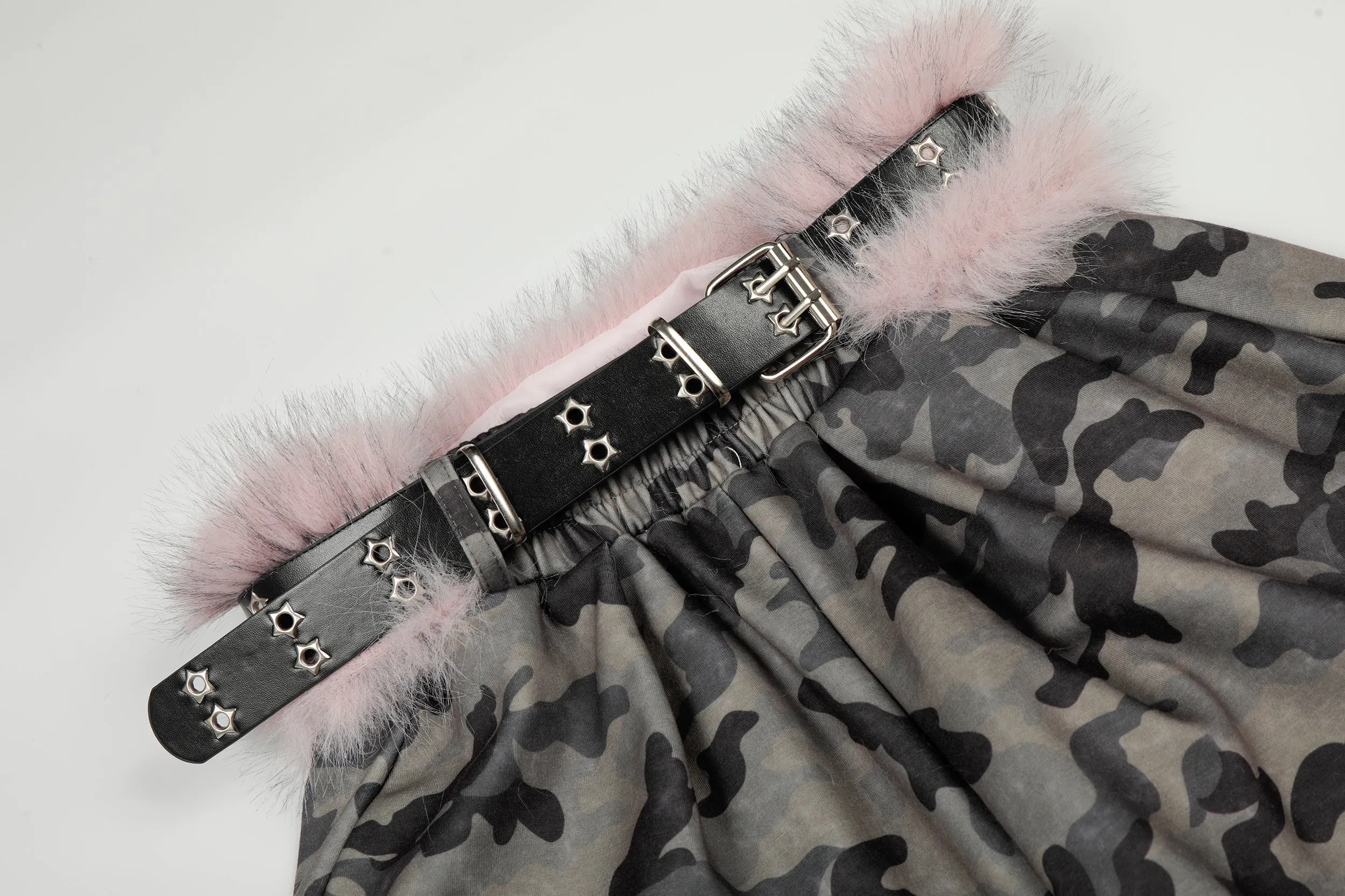 Omirad Camo Faux Fur Trim Pants sold by Omirad product image thumbnail 4