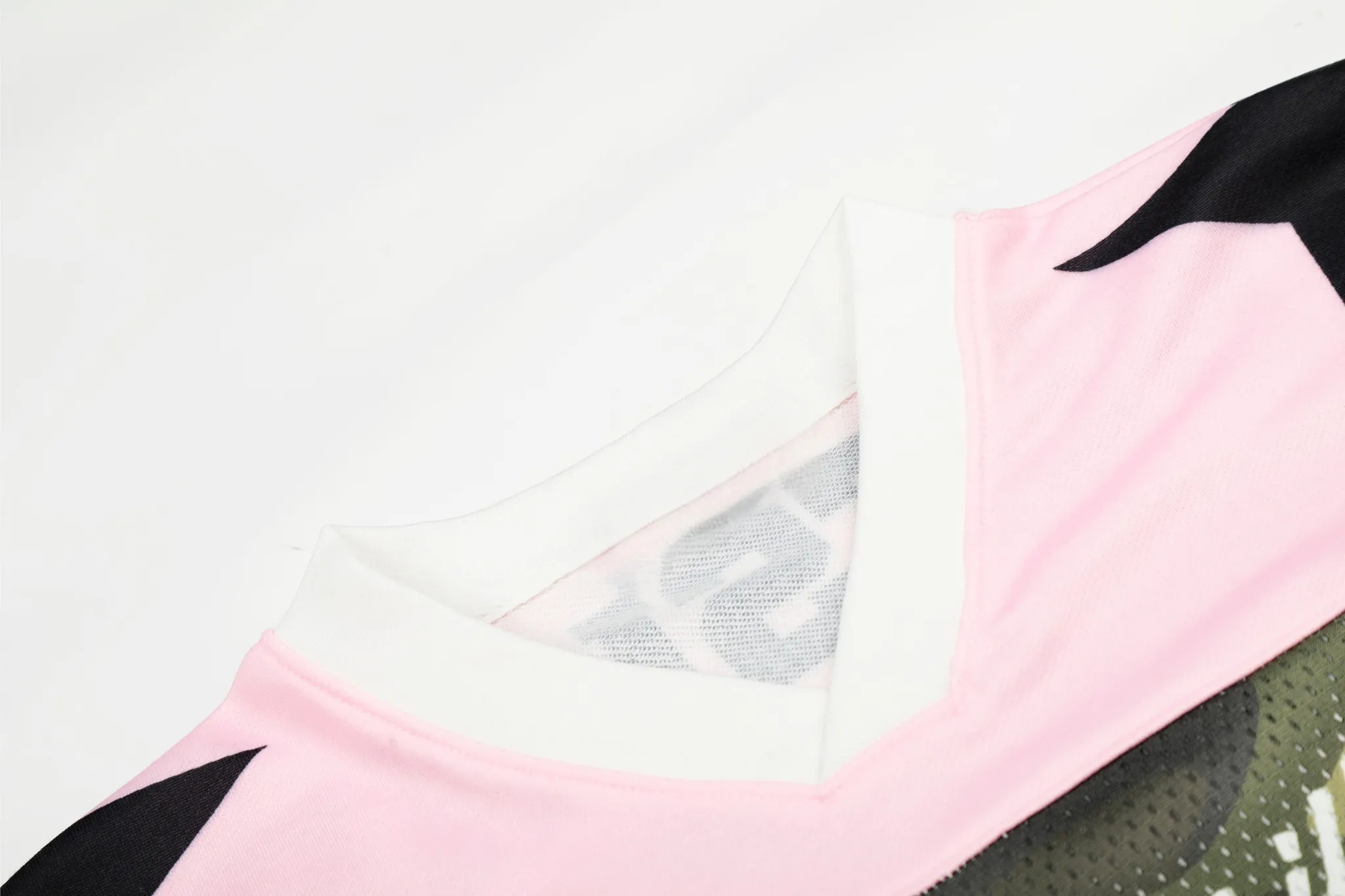 Omirad Pink Camo “18” Mesh Jersey sold by Omirad product image thumbnail 4