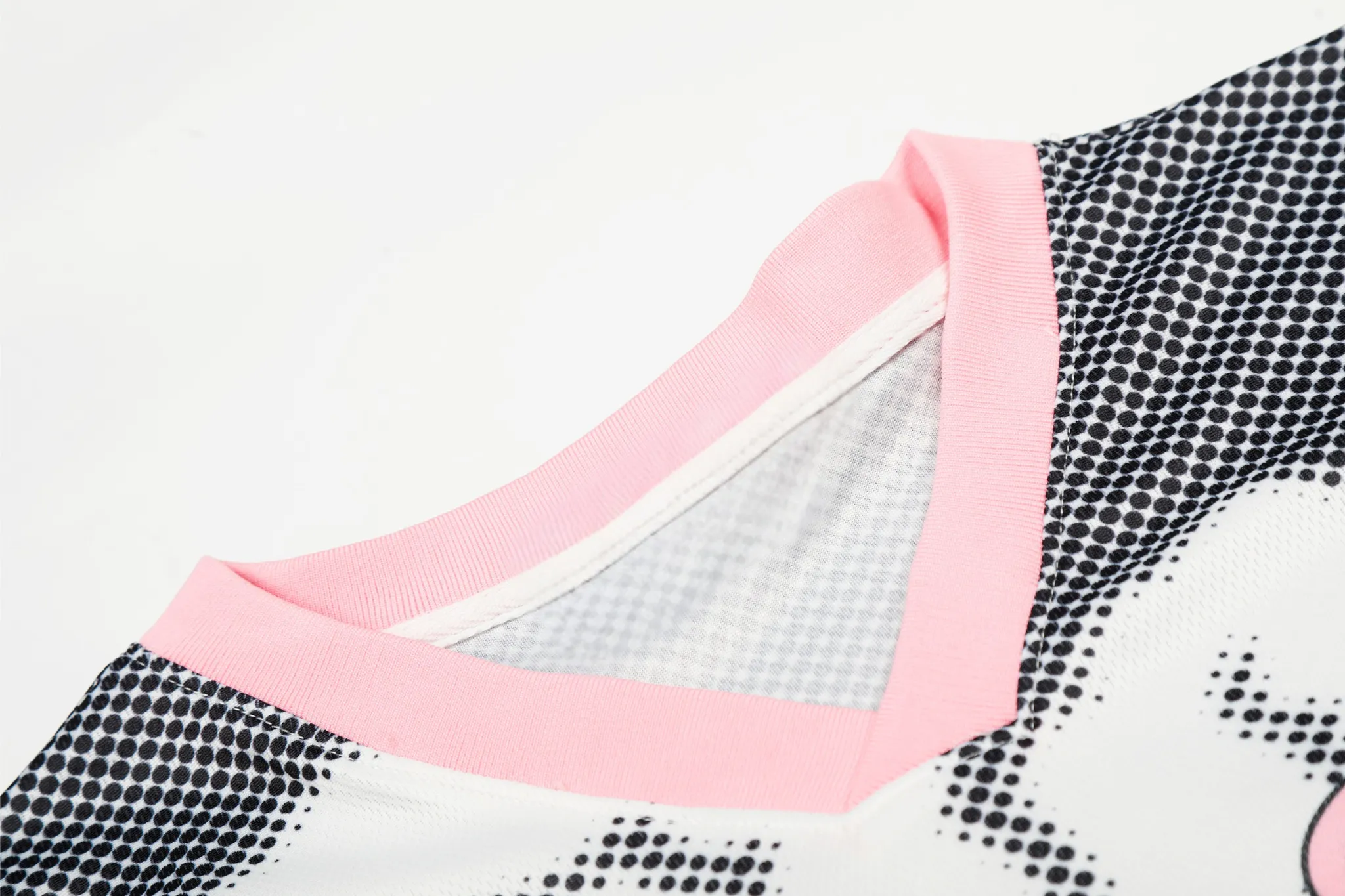 Omirad “Warm Love” Mesh Jersey sold by Omirad product image thumbnail 4