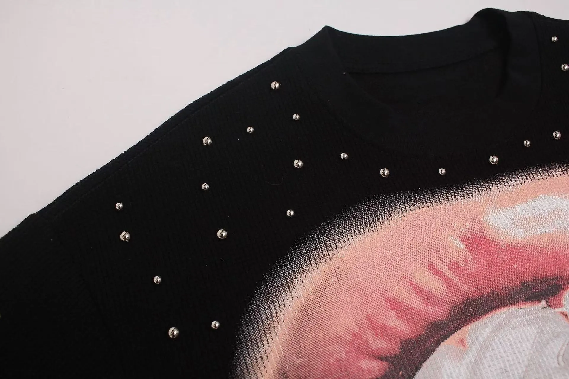 Omirad Rhinestone Lip Graphic Tee sold by Omirad product image thumbnail 4