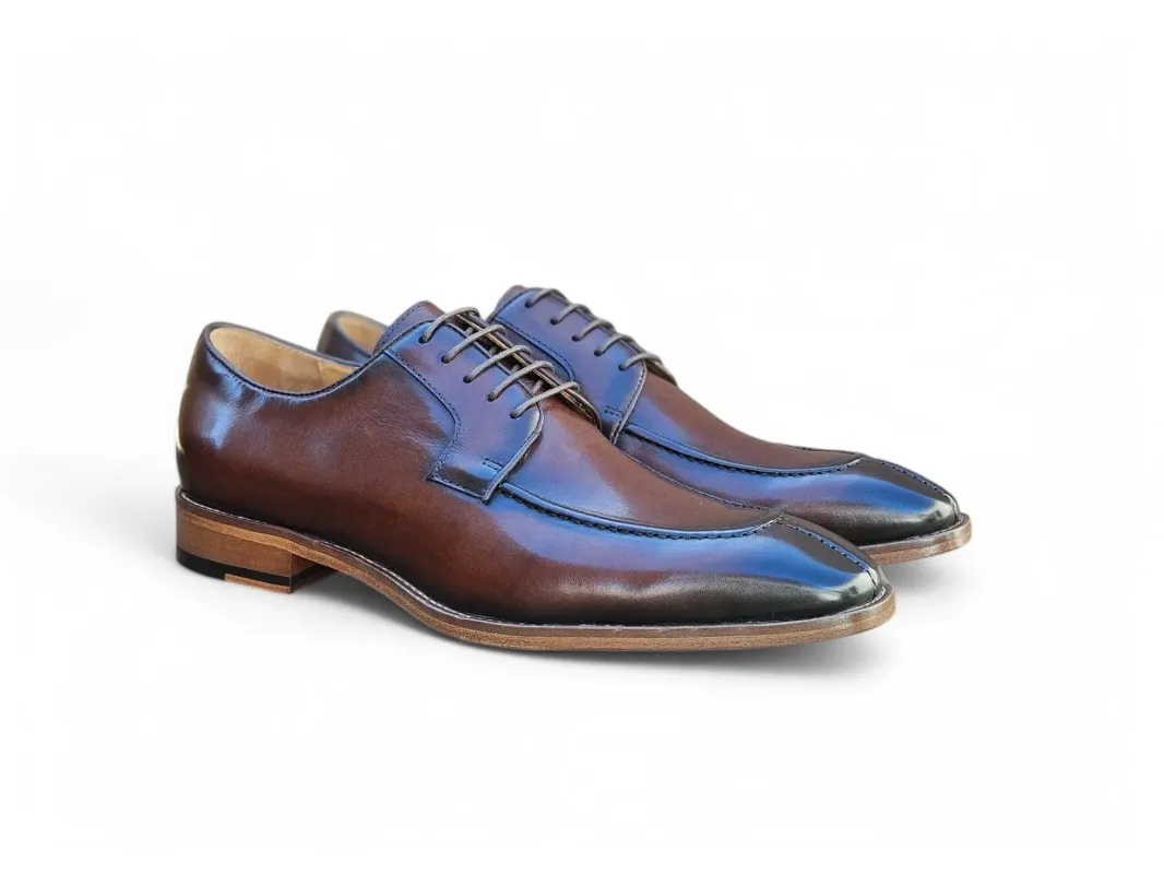 Moc Toe Oxford in Leather Sole sold by Alberto Nardoni