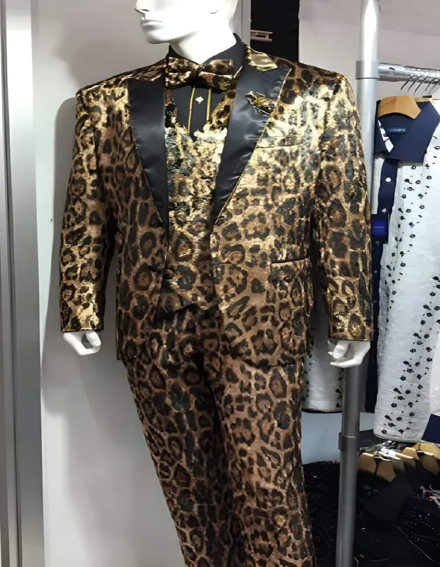 Mens Brown /Tan Coat made by Alberto Nardoni