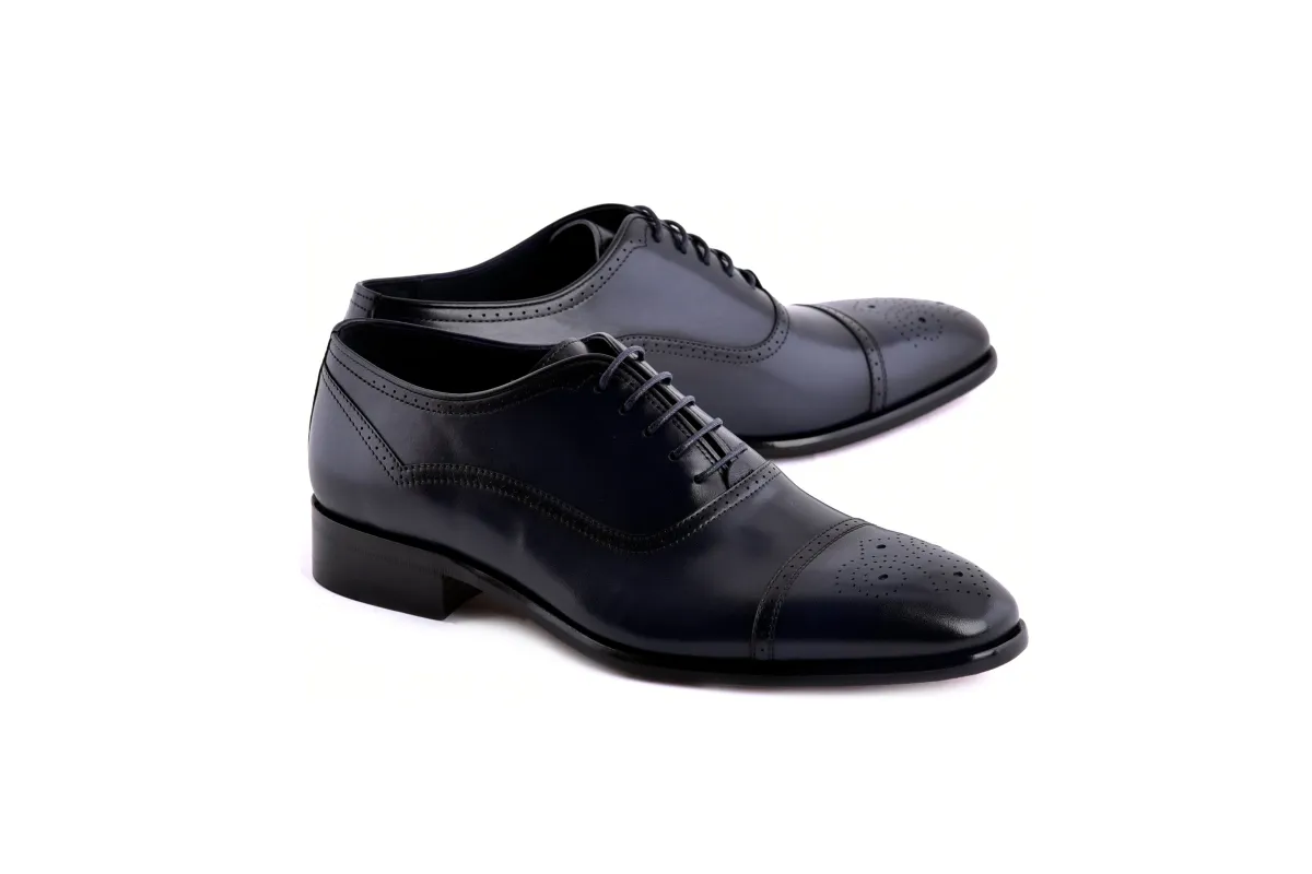 C0001103-7960 Perforated Cap toe lace up- Navy sold by Alberto Nardoni