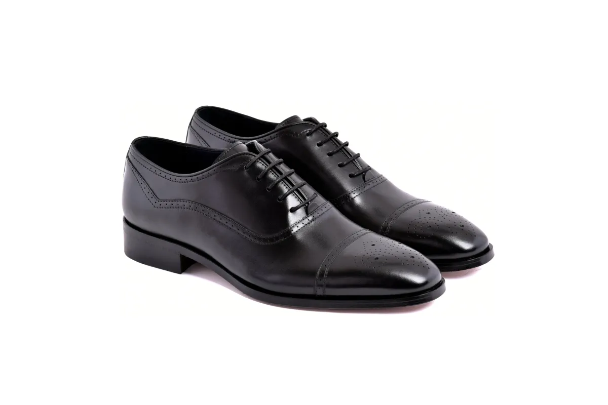 C0001104-7960 Perforated Cap toe lace up- Black sold by Alberto Nardoni
