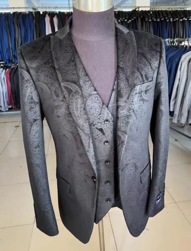 Retro Paris Suits Mens Suit made by Alberto Nardoni