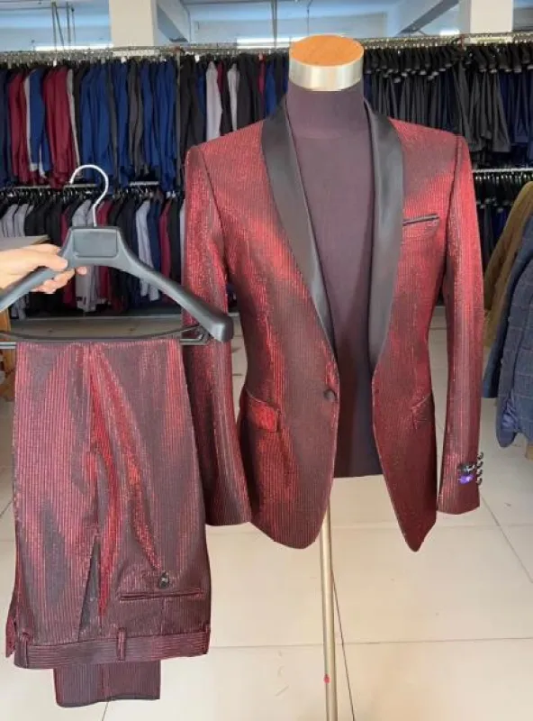 Retro Paris Suits Mens Suit Red made by Alberto Nardoni