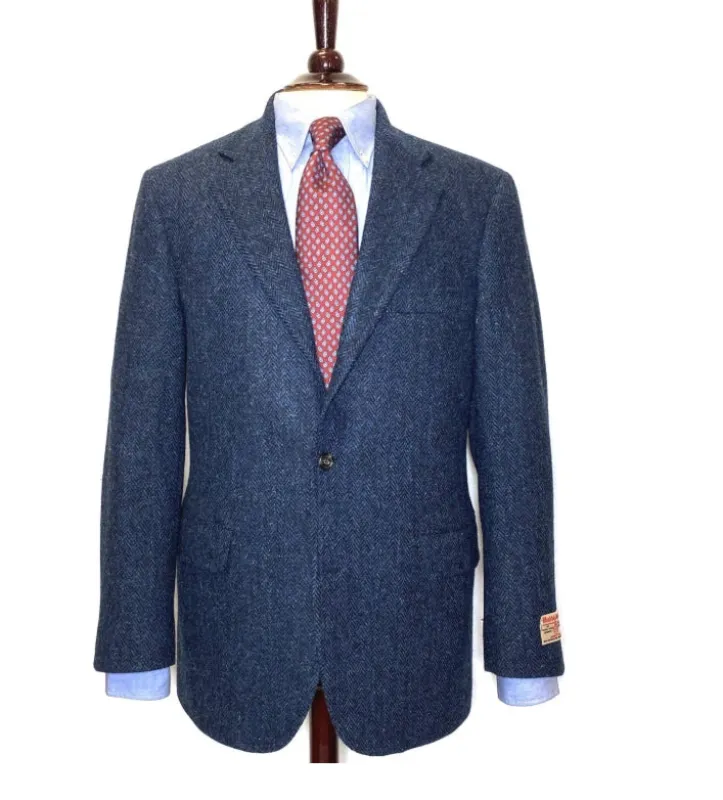 Mens Light Blue Tweed Blazer Sport Coat – Classic Herringbone Jacket Formal Business Casual Smart Outerwear in indigo cobalt blue made by Alberto Nardoni