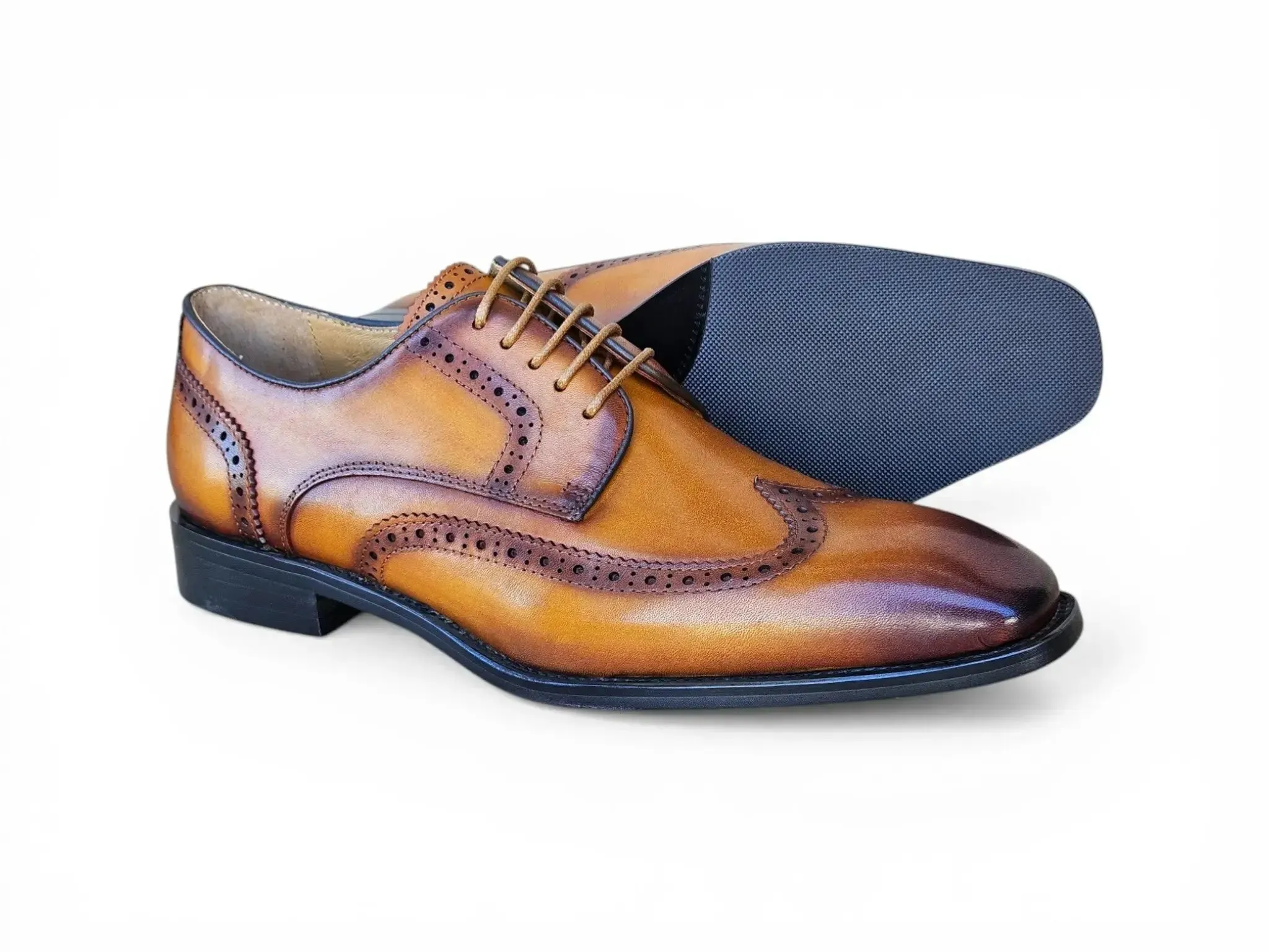 Carrucci Blucher Style Wingtip Derby sold by Alberto Nardoni product image thumbnail 2