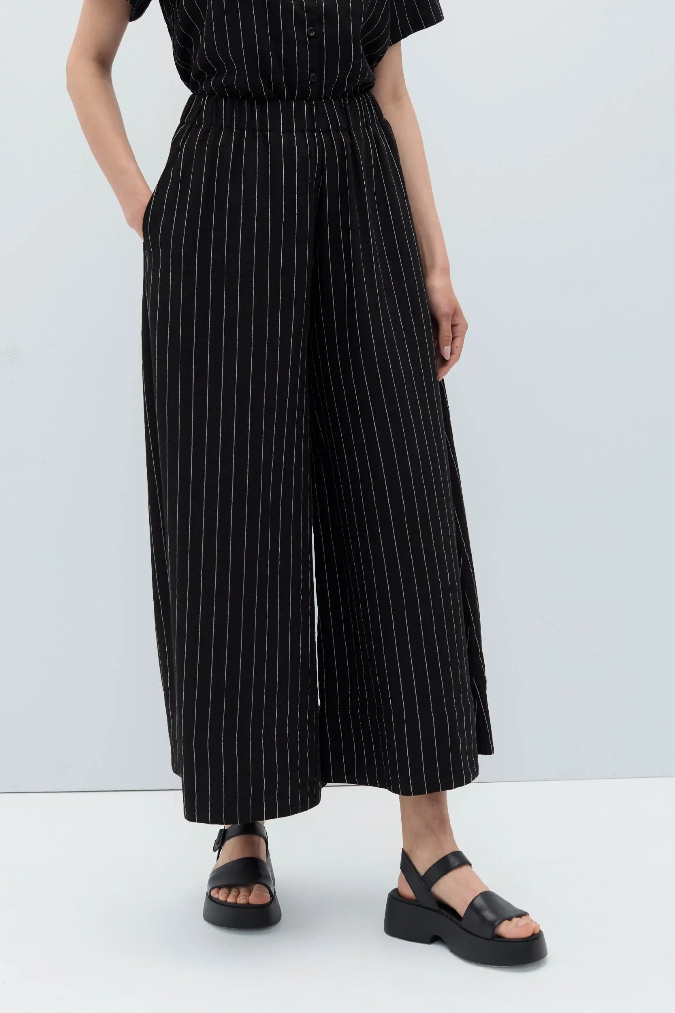 Dolors Pants - Black sold by Rita Row product image thumbnail 3