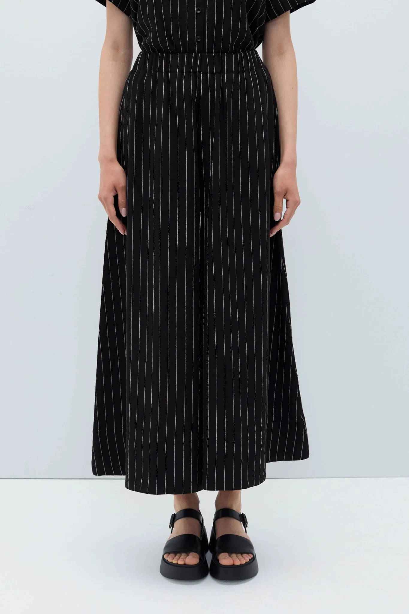 Dolors Pants - Black sold by Rita Row product image thumbnail 2