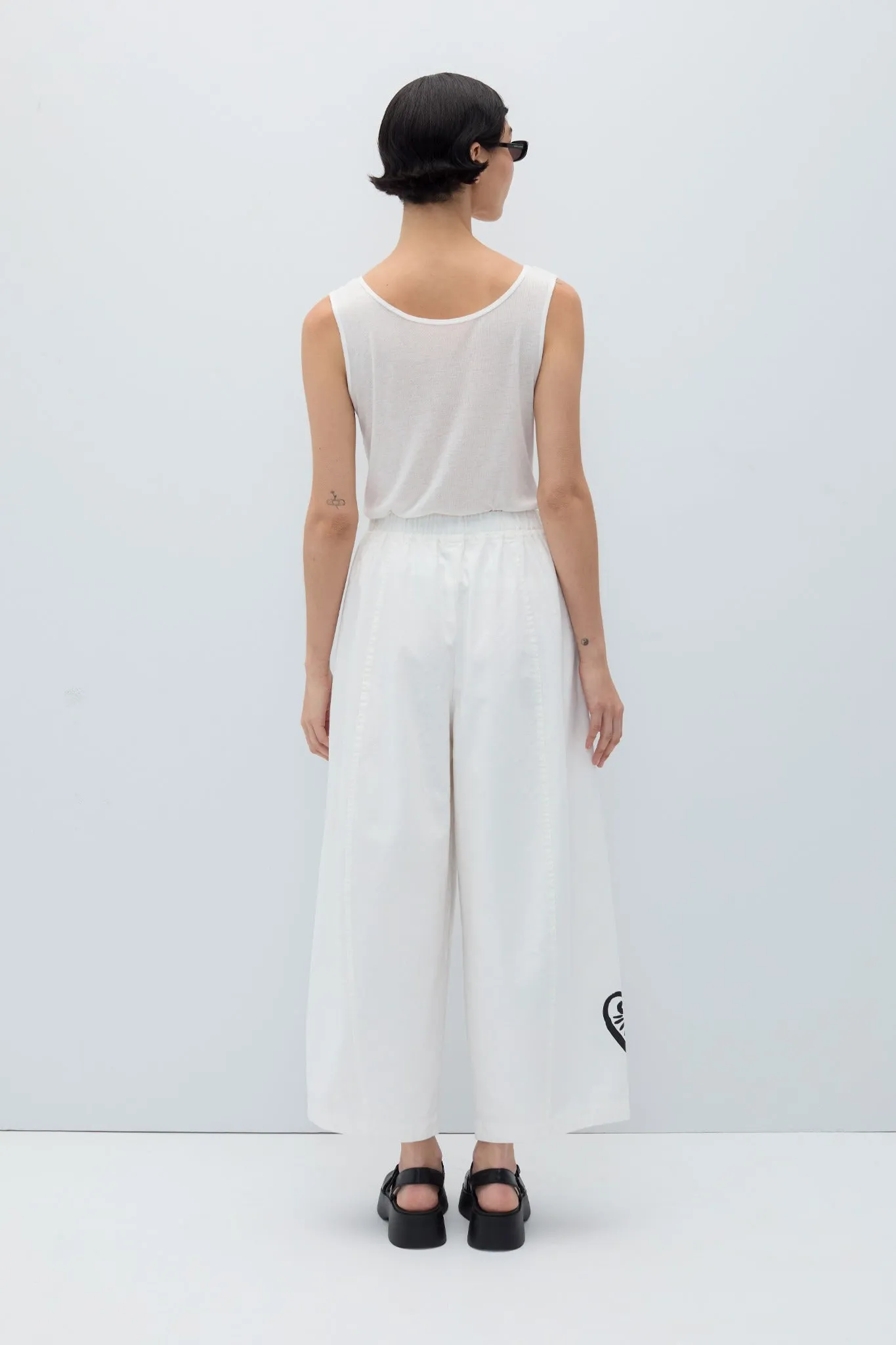 Dafne Pants - Heart Print sold by Rita Row product image thumbnail 2