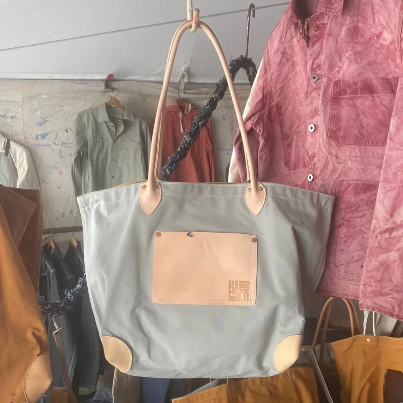 Freestyle lined tote with leather handles made by HARDENCO