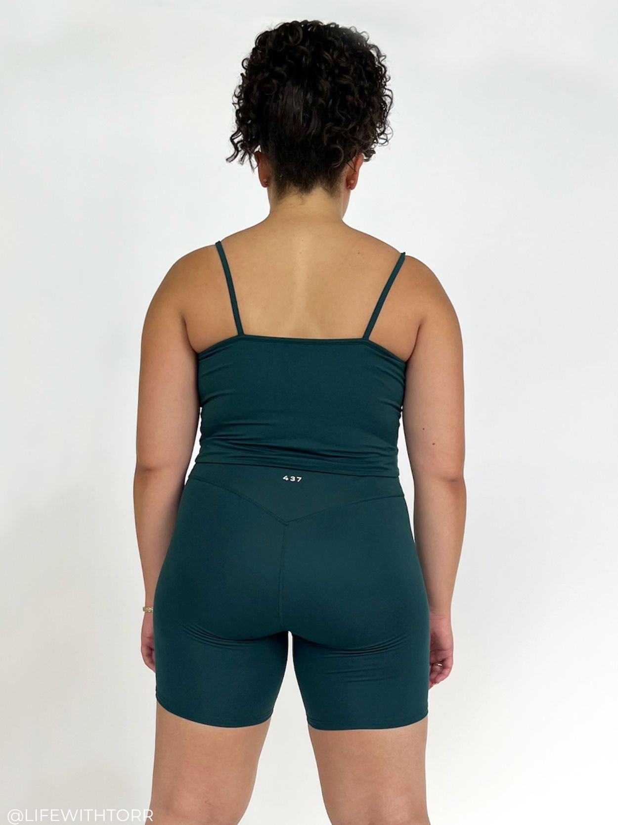 The V Short / Spirulina sold by 437 product image thumbnail 2