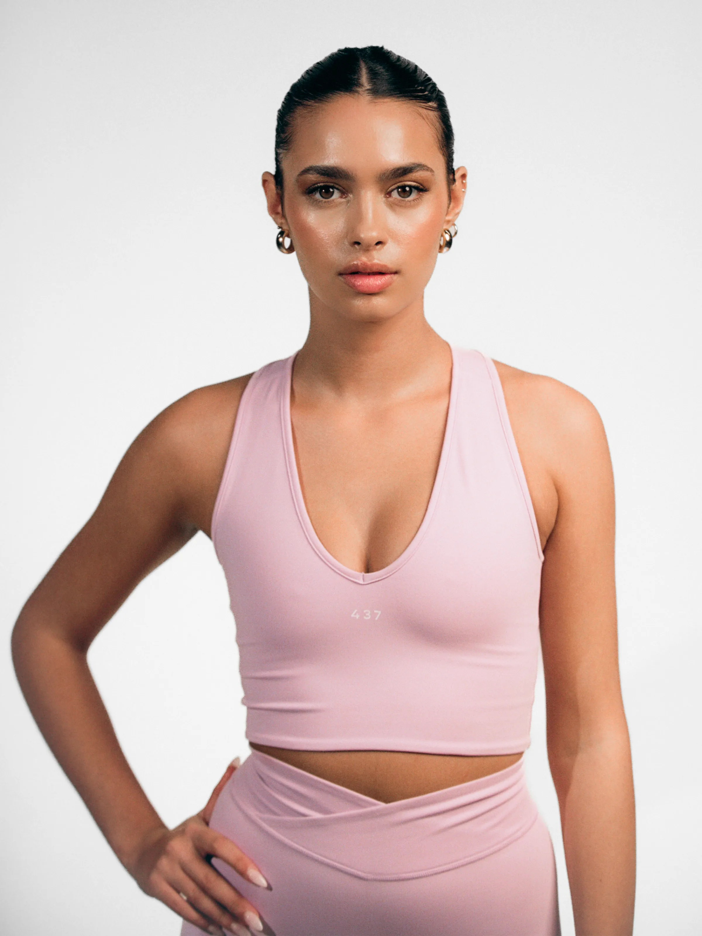 437 The V Tank / Parfait | Parallel