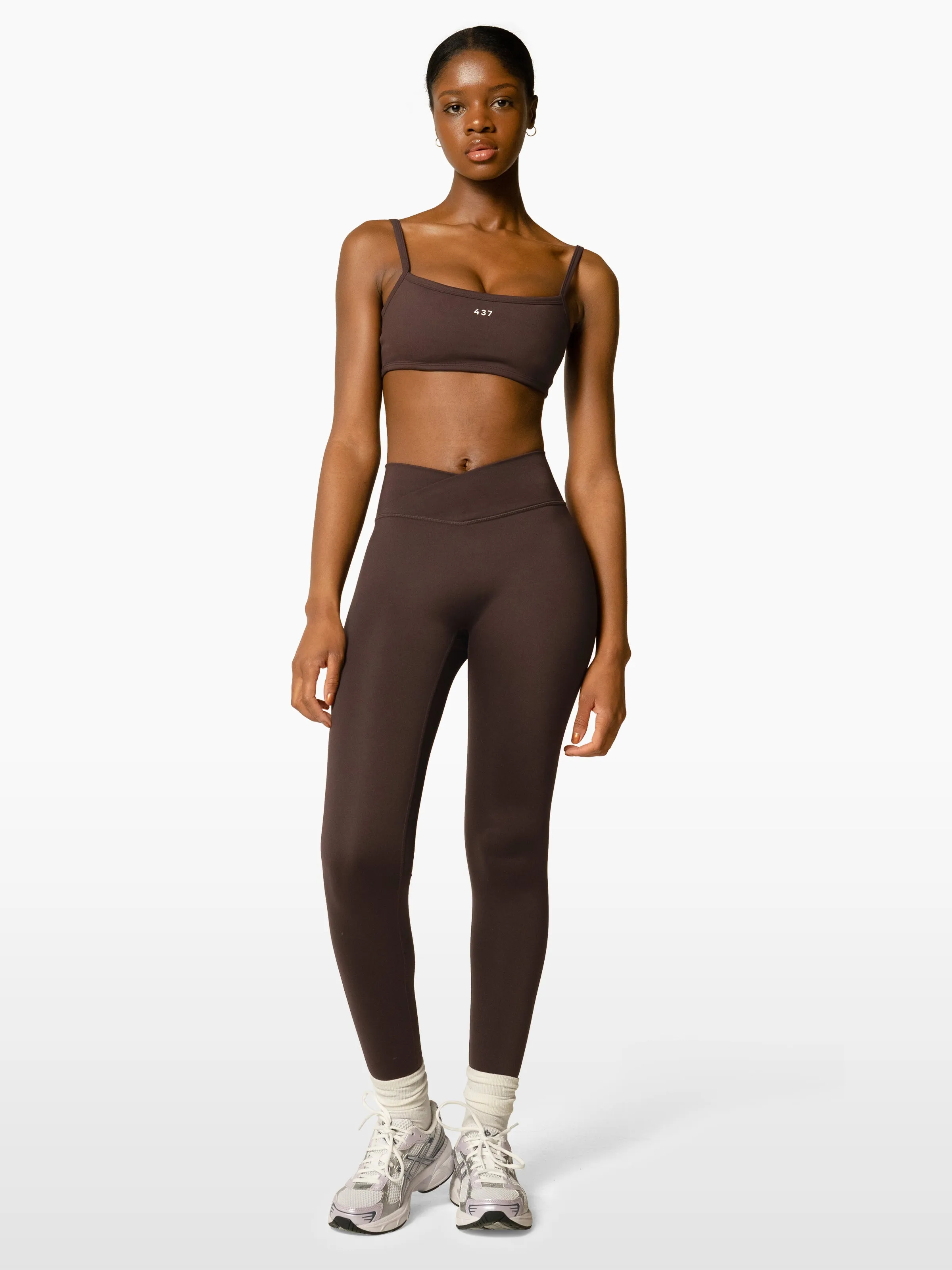 The V Legging / Espresso sold by 437