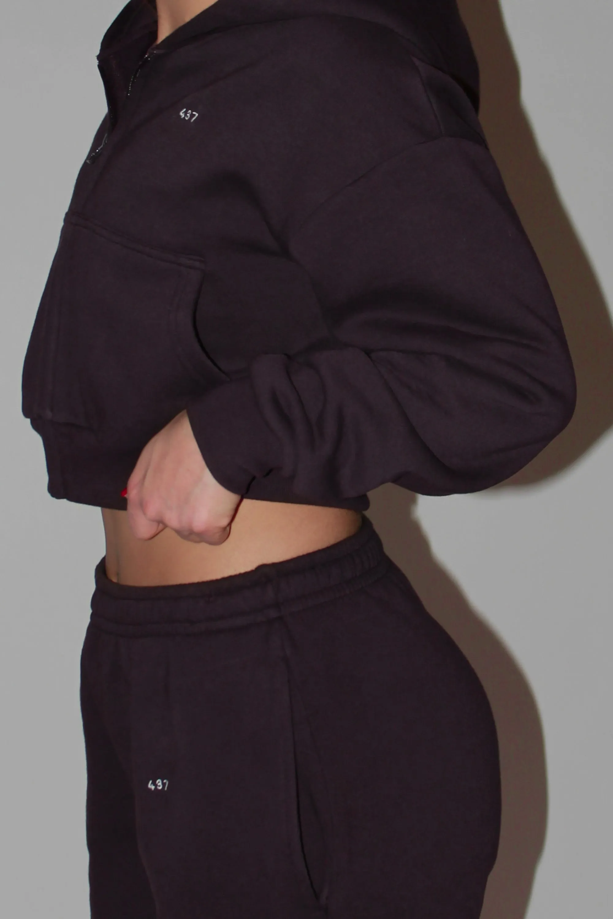 The Zip Hoodie / Espresso sold by 437 product image thumbnail 3