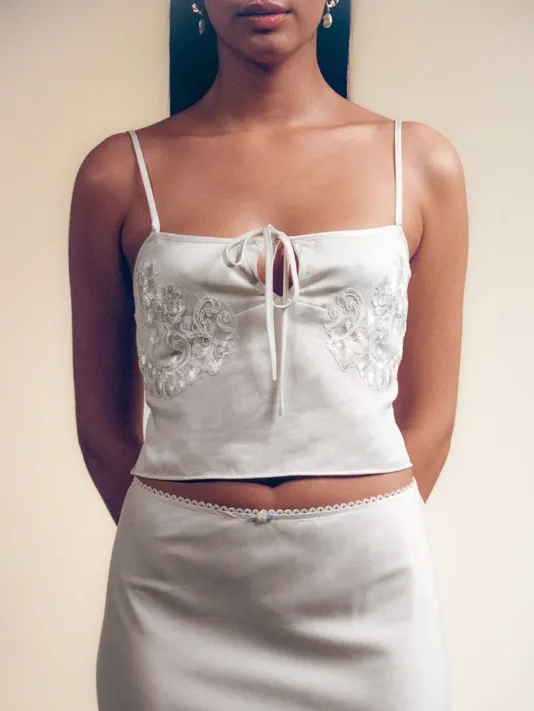 The Eve Top / Crème sold by 437 product image thumbnail 2