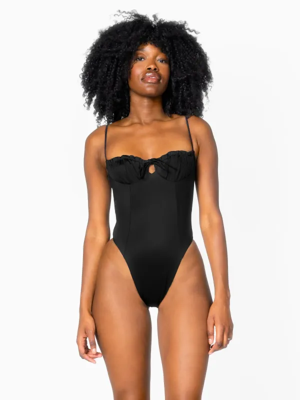 The Belle One Piece / Nero sold by 437