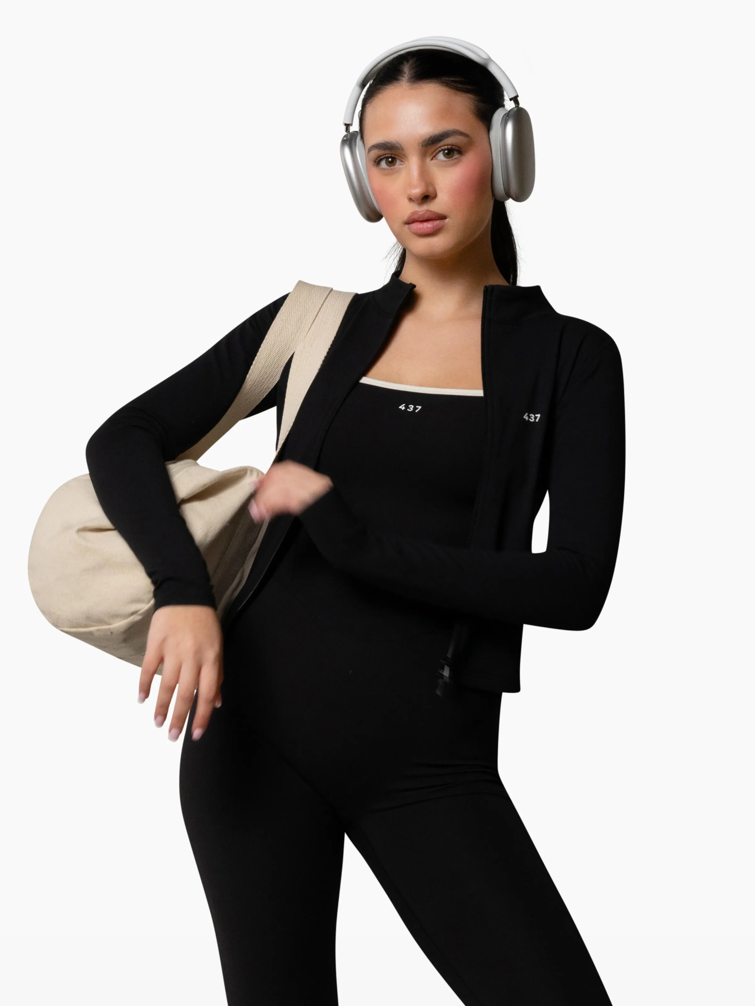 The Curve Jacket / Black sold by 437 product image thumbnail 2
