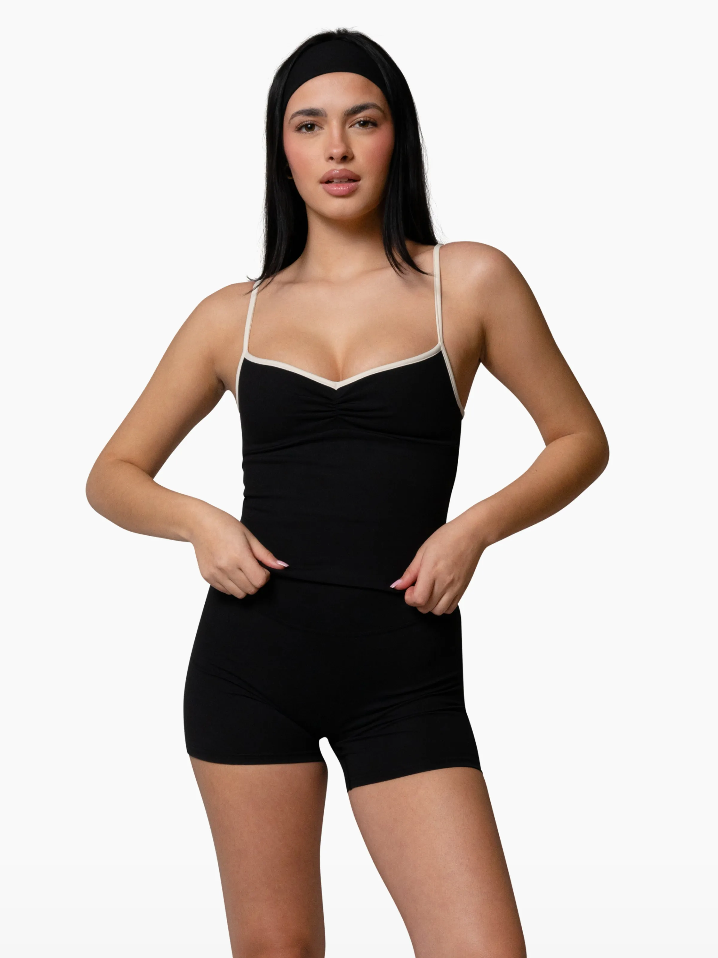 The Ballet Tank / Black-Crème sold by 437