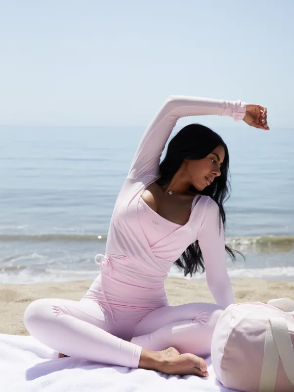 The Studio Wrap / Powder-Pink sold by 437