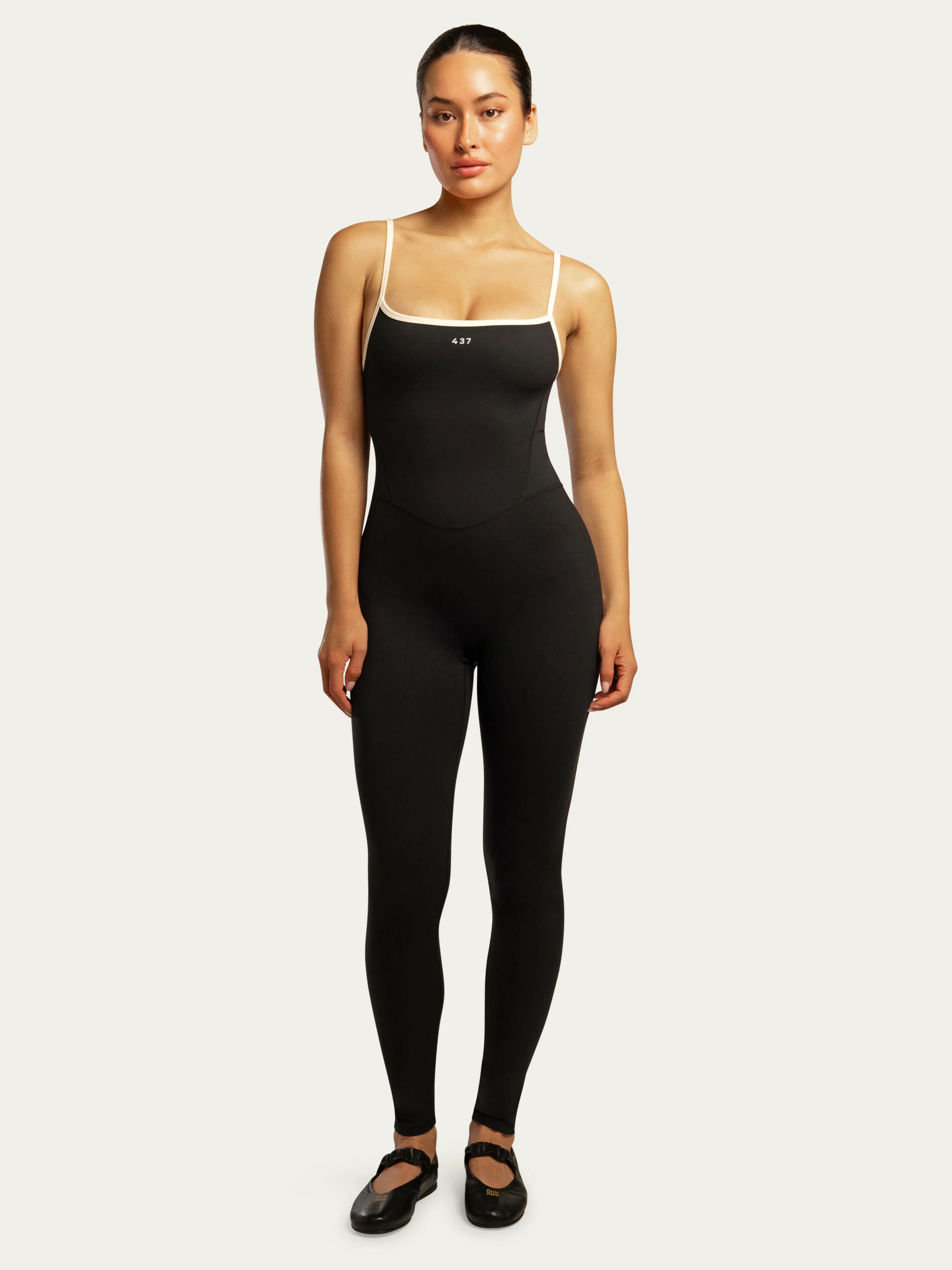 The Onesie / Black-Cream sold by 437 product image thumbnail 4