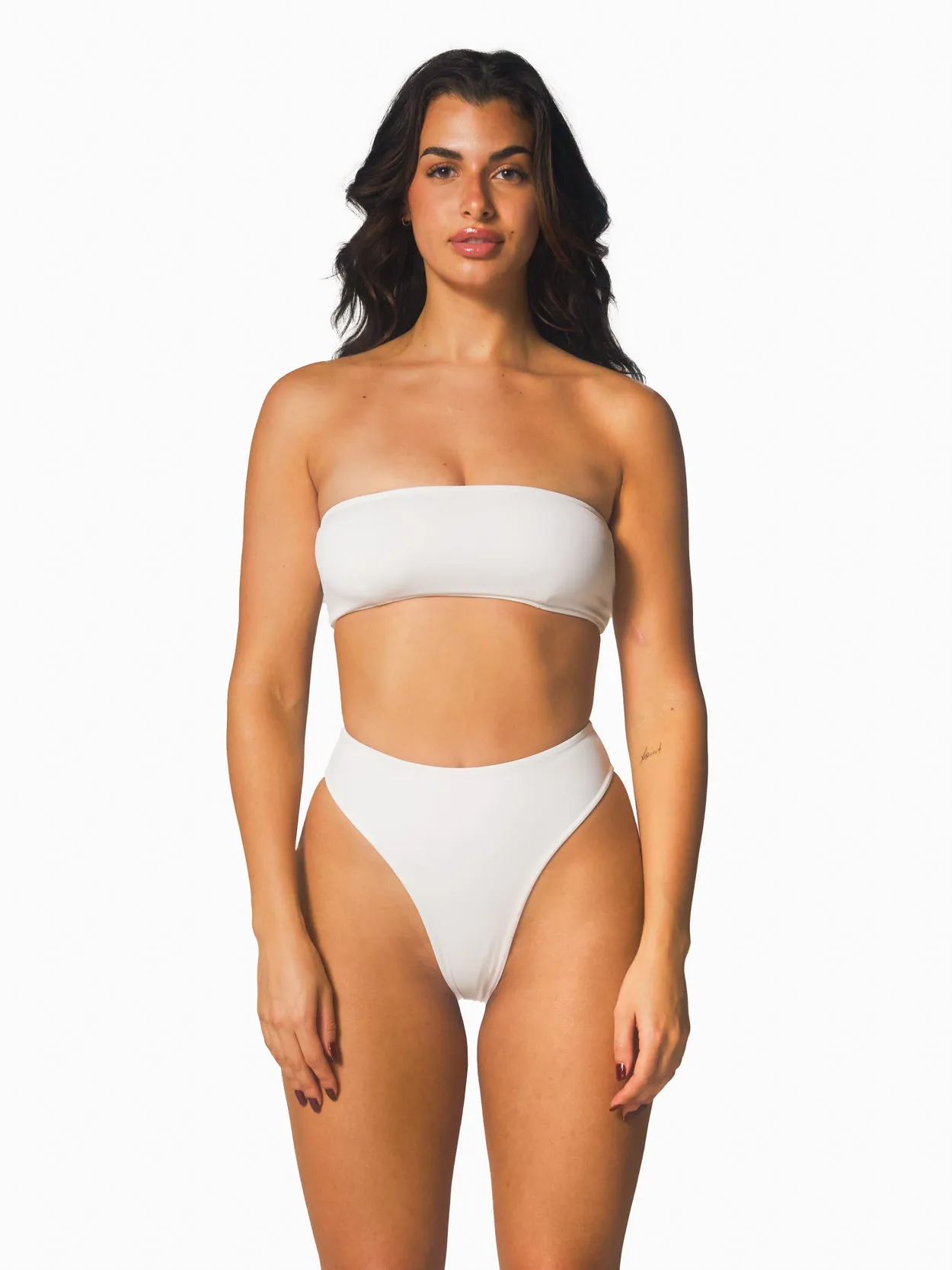 The Aubrey Bottoms / White sold by 437 product image thumbnail 3